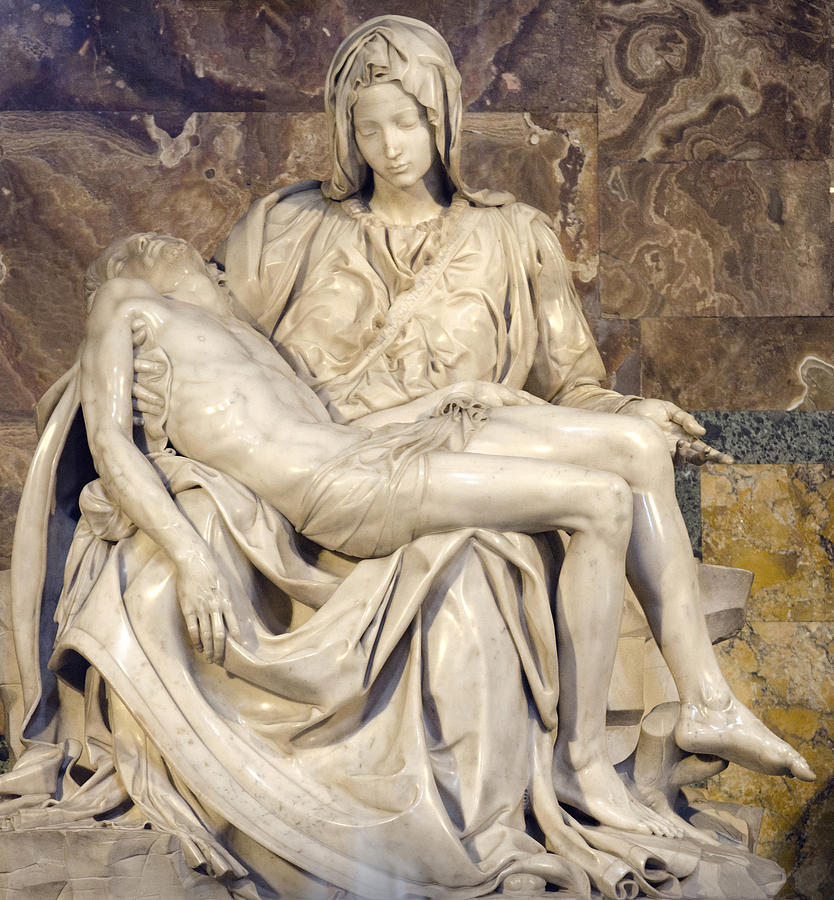 Pietà (1498-1499), de Michelangelo | O instante em que a inocência é devolvida ao mundo em forma de corpo morto - Imagem: Reprodução